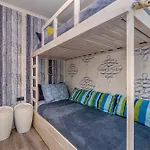 Aquavista With Private Pool Malinska