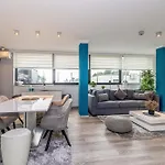 Aquavista With Private Pool *