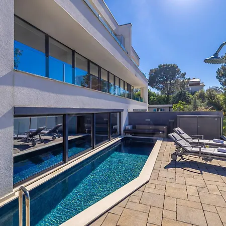 Διαμέρισμα Aquavista With Private Pool *