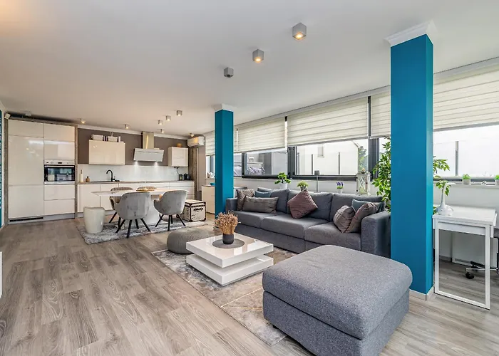 Lägenhet Aquavista With Private Pool *