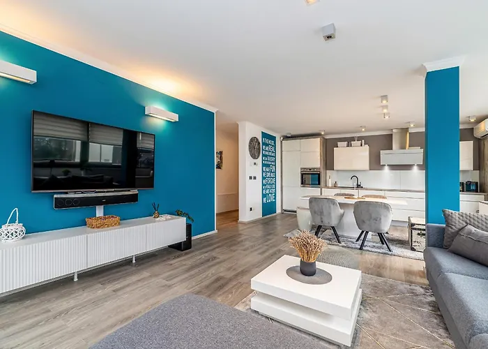 Aquavista With Private Pool * Malinska