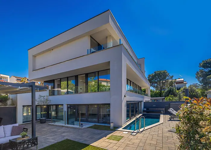 Lägenhet Aquavista With Private Pool *