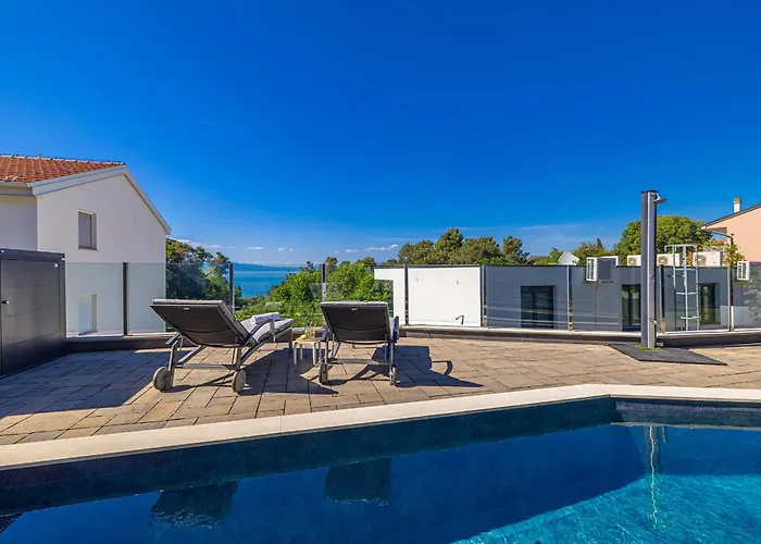 Lägenhet Aquavista With Private Pool *